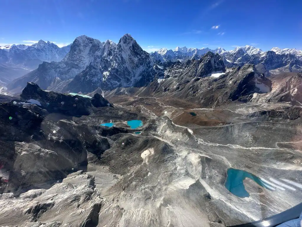 Mountain views During Everest Base Camp Trail