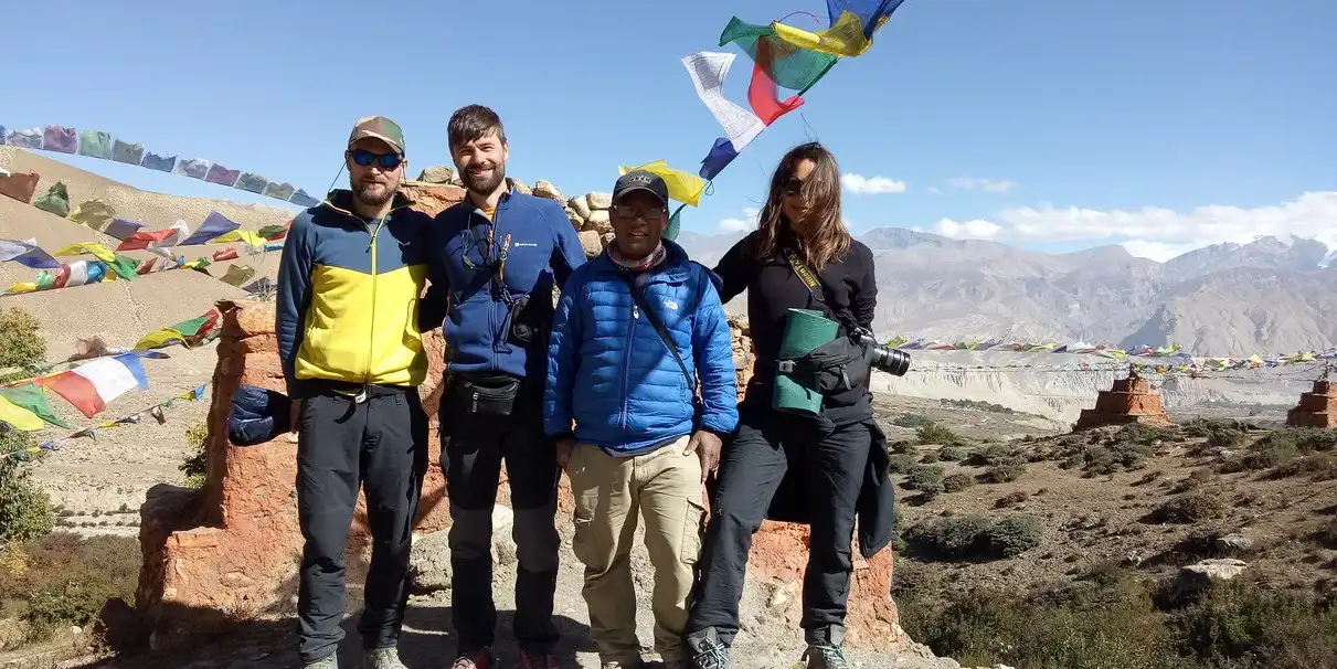 Group Photo on Mustang Trek